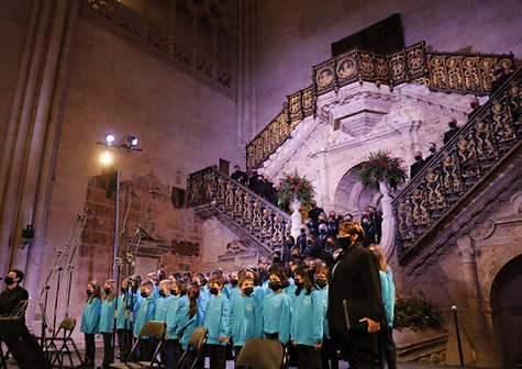 SCHOLA CANTORUM.jpg